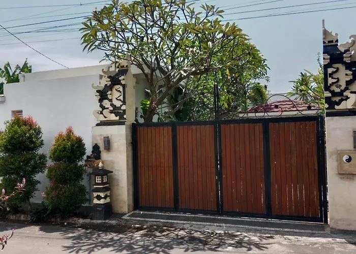 Wenhomann Villa *